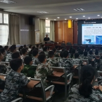 國防教育進校園 點亮學子愛國心——信陽市國動辦開展國防教育進校園活動